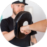 Patient boxt auf ein Pad